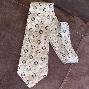 Claiborne Beige and Navy Patterned Tie